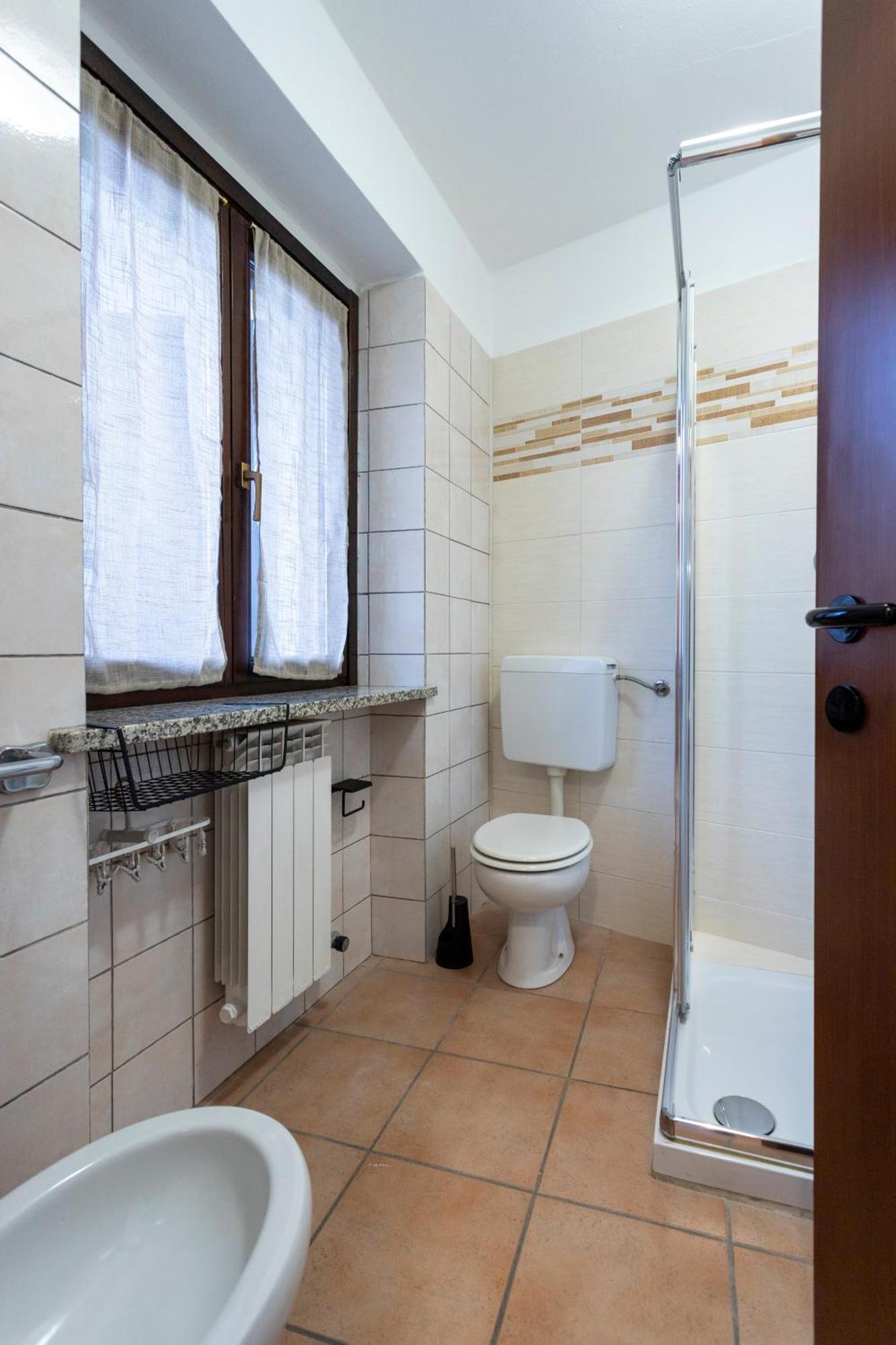 Corte Manzoni - Self Check-In Galliate Екстер'єр фото